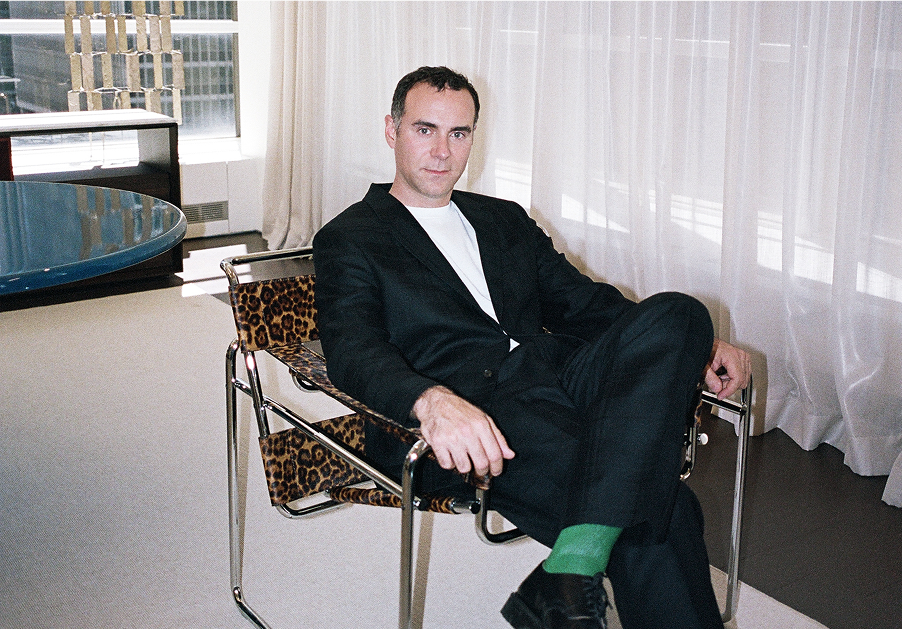 Jonathan Olivares F_04